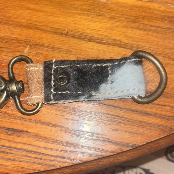 Myra Black and white hairon key fob, each unique - Picture 9 of 9